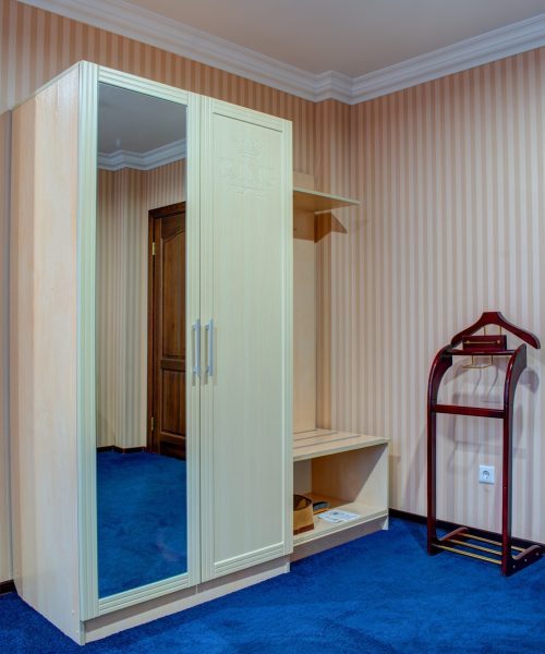 Standart_room3-1-scaled-r29m35zl5k480tezaba0x8ynnqus9v419bmrizjblc